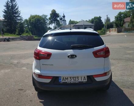 Білий Кіа Sportage, об'ємом двигуна 2 л та пробігом 183 тис. км за 12900 $, фото 12 на Automoto.ua