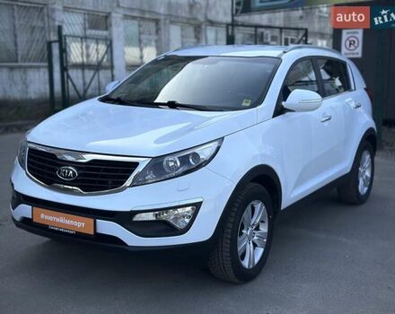 Кіа Sportage 2011 у Сумах на Automoto.ua Білий Кіа Sportage, об'ємом двигуна 1.7 л та пробігом 228 тис. км за 13700 $, фото 2 на Automoto.ua