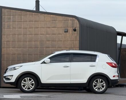 Білий Кіа Sportage, об'ємом двигуна 2 л та пробігом 161 тис. км за 10900 $, фото 4 на Automoto.ua