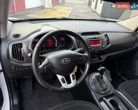 Белый Киа Sportage, объемом двигателя 2 л и пробегом 161 тыс. км за 10900 $, фото 29 на Automoto.ua