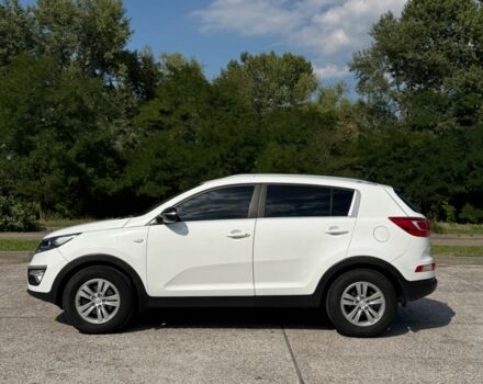 Белый Киа Sportage, объемом двигателя 2 л и пробегом 201 тыс. км за 9000 $, фото 4 на Automoto.ua