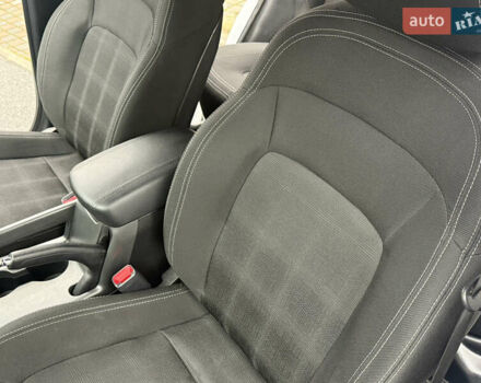 Білий Кіа Sportage, об'ємом двигуна 1.7 л та пробігом 98 тис. км за 13950 $, фото 55 на Automoto.ua