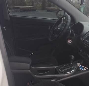 Белый Киа Sportage, объемом двигателя 2.36 л и пробегом 131 тыс. км за 14000 $, фото 15 на Automoto.ua