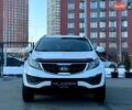 Белый Киа Sportage, объемом двигателя 2.36 л и пробегом 202 тыс. км за 12000 $, фото 1 на Automoto.ua