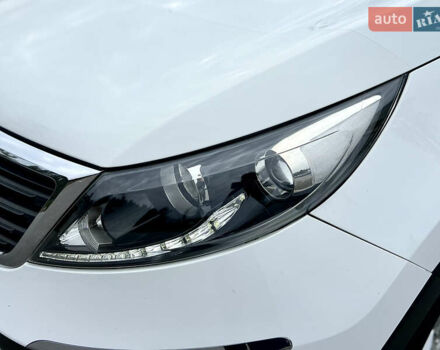 Белый Киа Sportage, объемом двигателя 2 л и пробегом 170 тыс. км за 15300 $, фото 17 на Automoto.ua