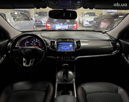 Белый Киа Sportage, объемом двигателя 0 л и пробегом 118 тыс. км за 11500 $, фото 10 на Automoto.ua