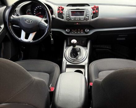 Білий Кіа Sportage, об'ємом двигуна 2 л та пробігом 53 тис. км за 13800 $, фото 8 на Automoto.ua