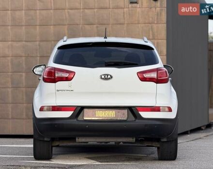 Белый Киа Sportage, объемом двигателя 2 л и пробегом 161 тыс. км за 10900 $, фото 16 на Automoto.ua