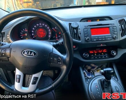 Белый Киа Sportage, объемом двигателя 2 л и пробегом 190 тыс. км за 13900 $, фото 3 на Automoto.ua