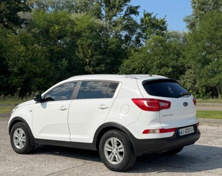 Белый Киа Sportage, объемом двигателя 2 л и пробегом 201 тыс. км за 9000 $, фото 5 на Automoto.ua