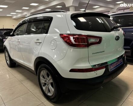 Белый Киа Sportage, объемом двигателя 0 л и пробегом 118 тыс. км за 11500 $, фото 1 на Automoto.ua
