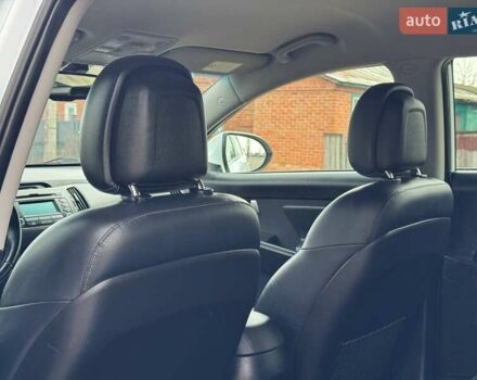 Білий Кіа Sportage, об'ємом двигуна 1.69 л та пробігом 194 тис. км за 10995 $, фото 28 на Automoto.ua