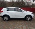 Белый Киа Sportage, объемом двигателя 1.7 л и пробегом 245 тыс. км за 9500 $, фото 4 на Automoto.ua