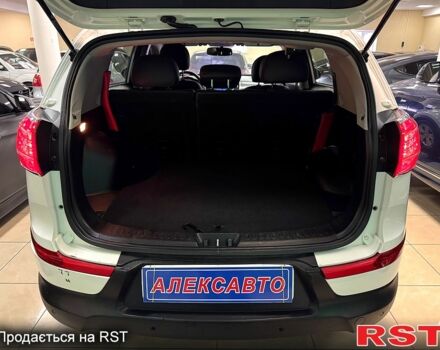 Белый Киа Sportage, объемом двигателя 2.4 л и пробегом 118 тыс. км за 11500 $, фото 4 на Automoto.ua
