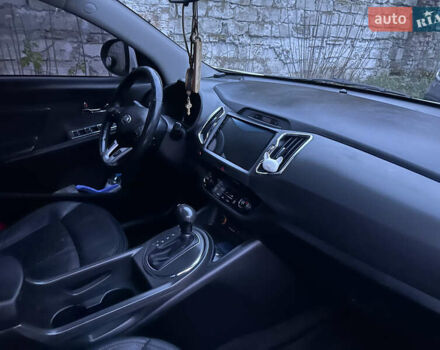 Белый Киа Sportage, объемом двигателя 2 л и пробегом 124 тыс. км за 13500 $, фото 33 на Automoto.ua