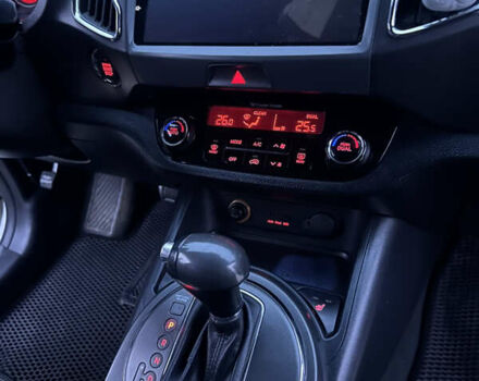 Белый Киа Sportage, объемом двигателя 2 л и пробегом 124 тыс. км за 13500 $, фото 29 на Automoto.ua
