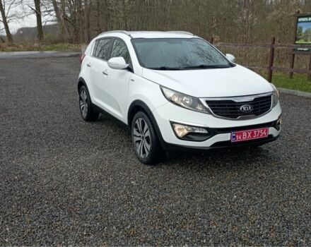 Білий Кіа Sportage, об'ємом двигуна 0 л та пробігом 241 тис. км за 13300 $, фото 1 на Automoto.ua