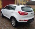 Белый Киа Sportage, объемом двигателя 1.7 л и пробегом 245 тыс. км за 9500 $, фото 2 на Automoto.ua