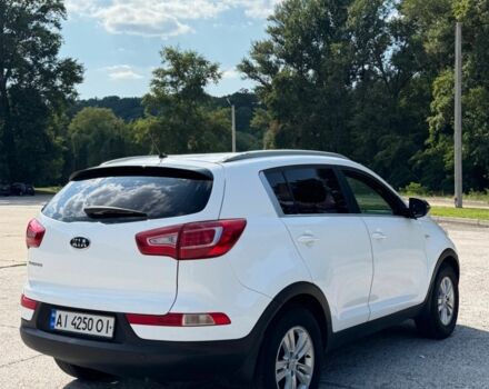 Белый Киа Sportage, объемом двигателя 2 л и пробегом 201 тыс. км за 9000 $, фото 7 на Automoto.ua