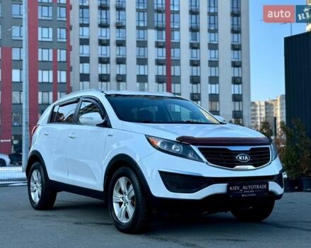 Белый Киа Sportage, объемом двигателя 2.36 л и пробегом 202 тыс. км за 12000 $, фото 3 на Automoto.ua