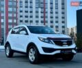 Белый Киа Sportage, объемом двигателя 2.36 л и пробегом 202 тыс. км за 12000 $, фото 3 на Automoto.ua