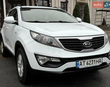 Білий Кіа Sportage, об'ємом двигуна 1.7 л та пробігом 98 тис. км за 13950 $, фото 11 на Automoto.ua