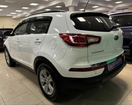 Белый Киа Sportage, объемом двигателя 2.4 л и пробегом 118 тыс. км за 11500 $, фото 2 на Automoto.ua
