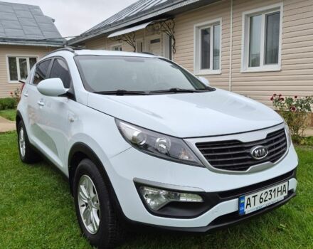 Білий Кіа Sportage, об'ємом двигуна 1.7 л та пробігом 98 тис. км за 13300 $, фото 4 на Automoto.ua