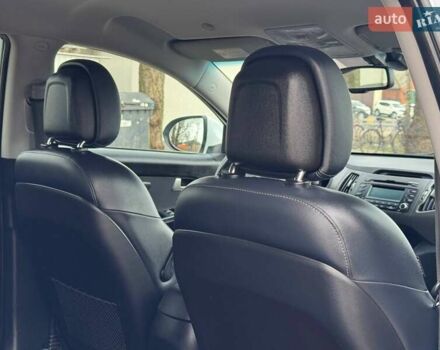 Білий Кіа Sportage, об'ємом двигуна 1.69 л та пробігом 194 тис. км за 10995 $, фото 32 на Automoto.ua