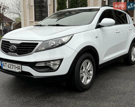 Білий Кіа Sportage, об'ємом двигуна 1.7 л та пробігом 98 тис. км за 13950 $, фото 3 на Automoto.ua