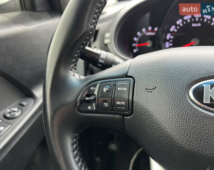 Белый Киа Sportage, объемом двигателя 2 л и пробегом 170 тыс. км за 15300 $, фото 50 на Automoto.ua