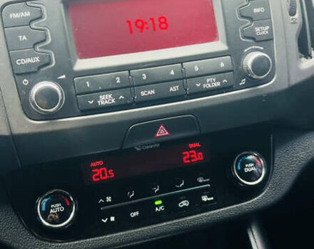 Белый Киа Sportage, объемом двигателя 2 л и пробегом 127 тыс. км за 11900 $, фото 15 на Automoto.ua