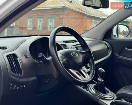 Білий Кіа Sportage, об'ємом двигуна 1.69 л та пробігом 194 тис. км за 10995 $, фото 20 на Automoto.ua