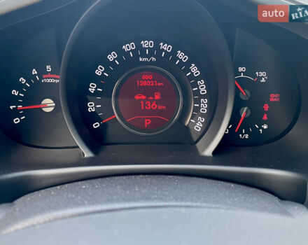 Белый Киа Sportage, объемом двигателя 2 л и пробегом 129 тыс. км за 15900 $, фото 8 на Automoto.ua