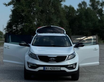 Белый Киа Sportage, объемом двигателя 2 л и пробегом 201 тыс. км за 9000 $, фото 9 на Automoto.ua