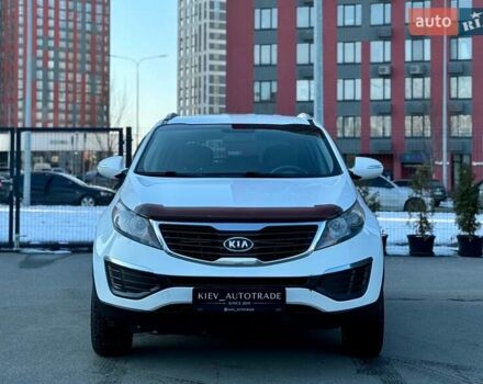 Белый Киа Sportage, объемом двигателя 2.36 л и пробегом 202 тыс. км за 12000 $, фото 2 на Automoto.ua