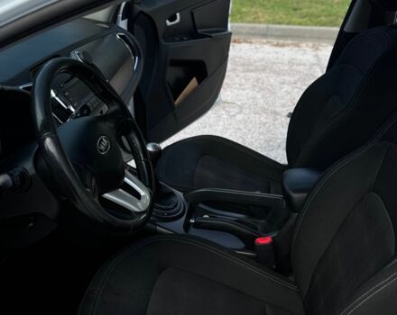 Белый Киа Sportage, объемом двигателя 2 л и пробегом 201 тыс. км за 9000 $, фото 14 на Automoto.ua