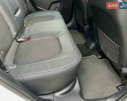 Белый Киа Sportage, объемом двигателя 2 л и пробегом 129 тыс. км за 15900 $, фото 19 на Automoto.ua