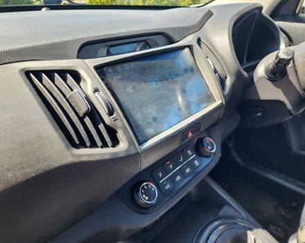 Белый Киа Sportage, объемом двигателя 1.7 л и пробегом 149 тыс. км за 4282 $, фото 18 на Automoto.ua