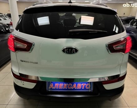 Белый Киа Sportage, объемом двигателя 0 л и пробегом 118 тыс. км за 11500 $, фото 2 на Automoto.ua