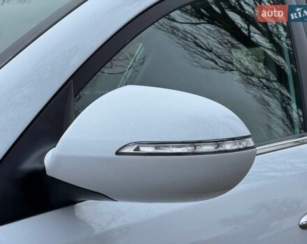 Білий Кіа Sportage, об'ємом двигуна 1.69 л та пробігом 194 тис. км за 10995 $, фото 11 на Automoto.ua