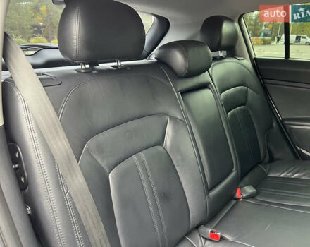 Белый Киа Sportage, объемом двигателя 2 л и пробегом 170 тыс. км за 15300 $, фото 39 на Automoto.ua