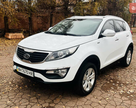 Белый Киа Sportage, объемом двигателя 2 л и пробегом 127 тыс. км за 11900 $, фото 2 на Automoto.ua