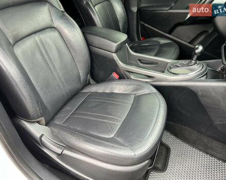 Белый Киа Sportage, объемом двигателя 2 л и пробегом 170 тыс. км за 15300 $, фото 41 на Automoto.ua