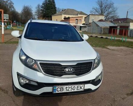 Білий Кіа Sportage, об'ємом двигуна 2 л та пробігом 171 тис. км за 12000 $, фото 6 на Automoto.ua