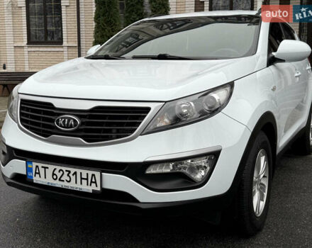Білий Кіа Sportage, об'ємом двигуна 1.7 л та пробігом 98 тис. км за 13950 $, фото 2 на Automoto.ua