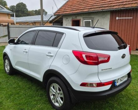 Білий Кіа Sportage, об'ємом двигуна 1.7 л та пробігом 98 тис. км за 13300 $, фото 7 на Automoto.ua