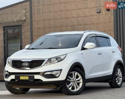 Белый Киа Sportage, объемом двигателя 2 л и пробегом 161 тыс. км за 10900 $, фото 1 на Automoto.ua