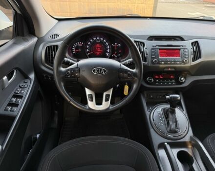 Білий Кіа Sportage, об'ємом двигуна 2 л та пробігом 161 тис. км за 10900 $, фото 9 на Automoto.ua