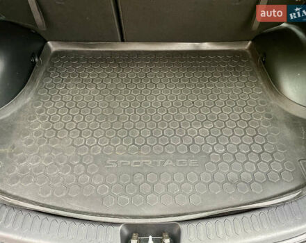 Белый Киа Sportage, объемом двигателя 2 л и пробегом 129 тыс. км за 15900 $, фото 24 на Automoto.ua